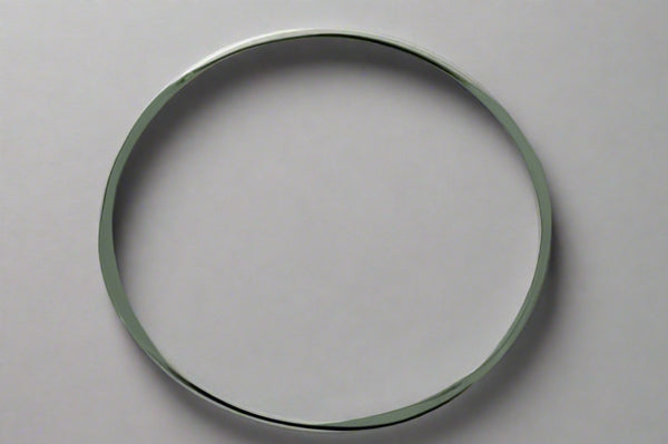 narrow flattened bangle - circle - Makers & Providers