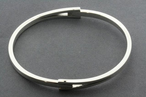 arrow hinge bangle - Makers & Providers