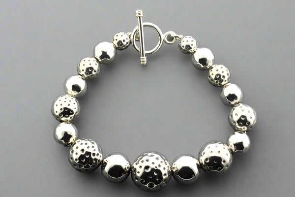 battered & needle hammer ball bracelet - Makers & Providers