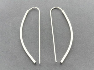 Bowed earring - sterling silver - Makers & Providers