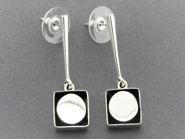 circle framed drop earrings - Makers & Providers