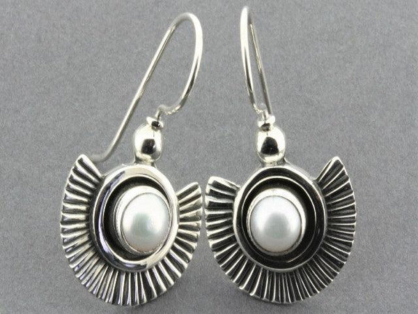 fan earrings with peals