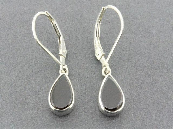 Little teardrop earring - garnet & sterling silver