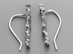 Druzy post earring - oxidized silver - Makers & Providers