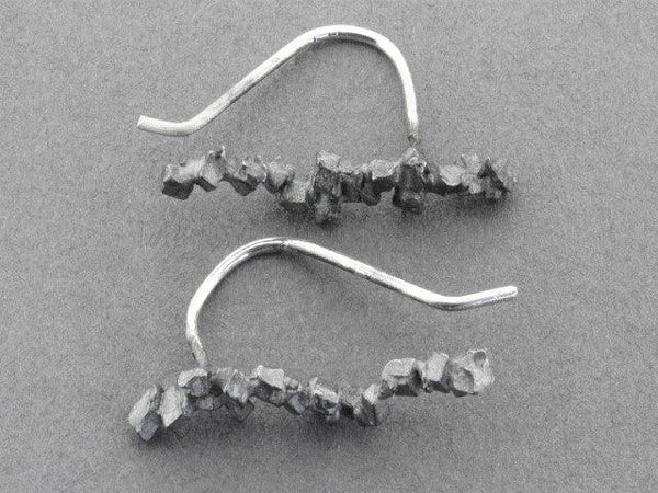 Druzy post earring - oxidized silver - Makers & Providers