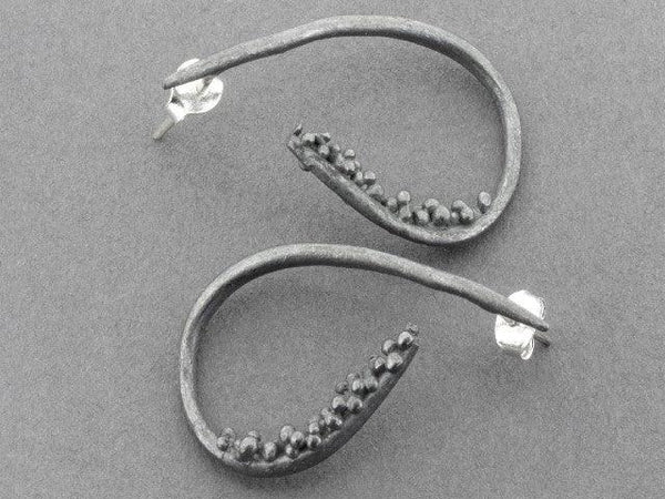 beaded teardrop earring - oxidized silver