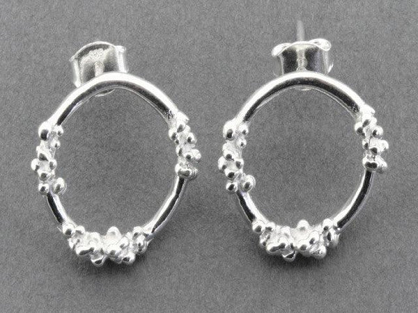 beaded circle earring - silver - Makers & Providers