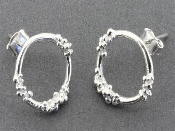 beaded circle earring - silver