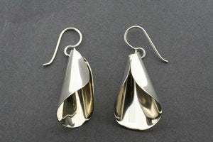 folded cone earring - Makers & Providers