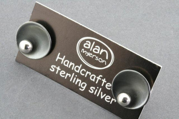 oxidized silver disc & ball stud - Makers & Providers