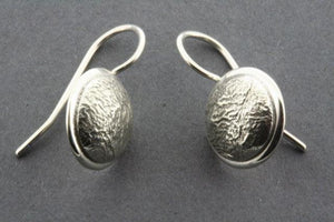 textured convex disc earring - Makers & Providers