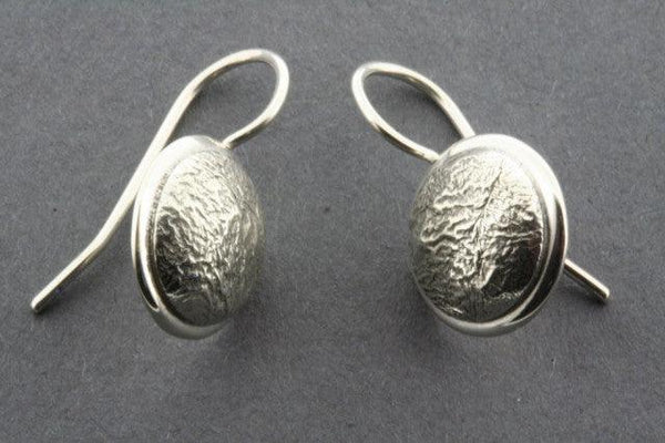 textured convex disc earring - Makers & Providers