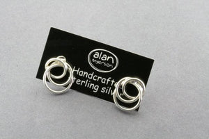 Interlinked 3 circle knot stud - Makers & Providers