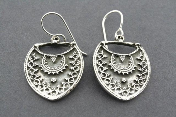 detailed shield earrings - sterling silver - Makers & Providers