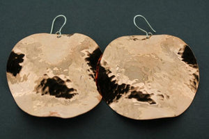 xl cirle wavy/battered copper earrings - Makers & Providers