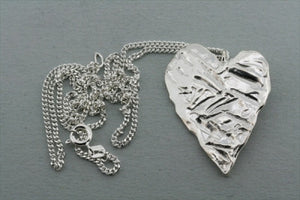 textured heart pendant on 55 cm link chain - Makers & Providers