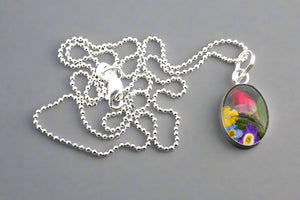 flower in resin pendant - oval on 45cm ball chain - Makers & Providers