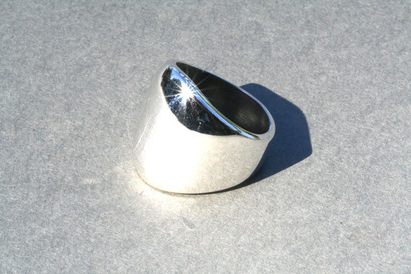 Signet ring - sterling silver - Makers & Providers