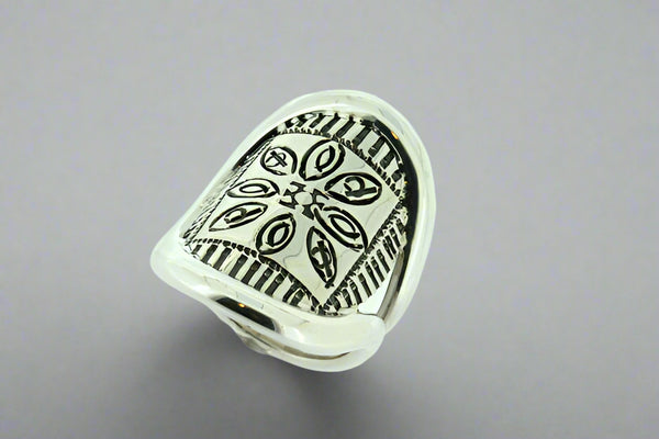 pattern & oval piping ring