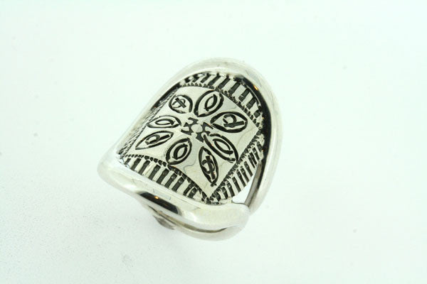 pattern & oval piping ring