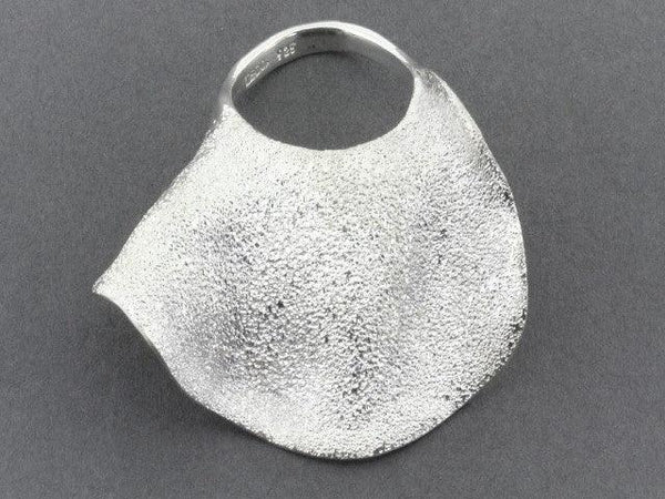 Wave ring - silver sparkle - Makers & Providers