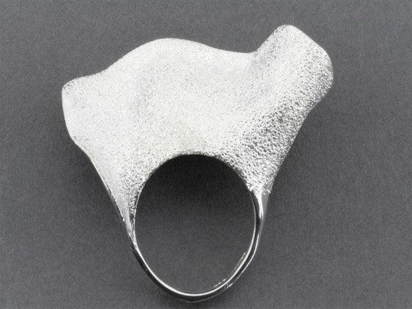 Wave ring - silver sparkle - Makers & Providers