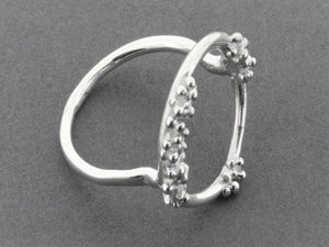 Beaded circle ring - silver - Makers & Providers