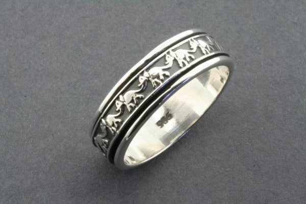 Elephant spinner ring - sterling silver