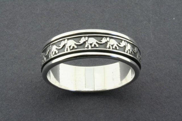 Elephant spinner ring - sterling silver - Makers & Providers