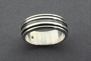 Ox line spinner ring - sterling silver - Makers & Providers
