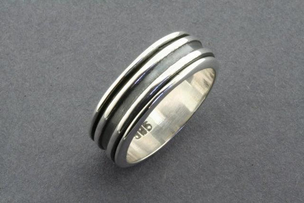 Ox line spinner ring - sterling silver