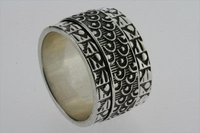Kimono wide spinner ring - sterling silver - Makers & Providers