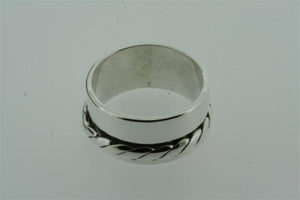 Edge rope spinner ring - sterling silver - Makers & Providers