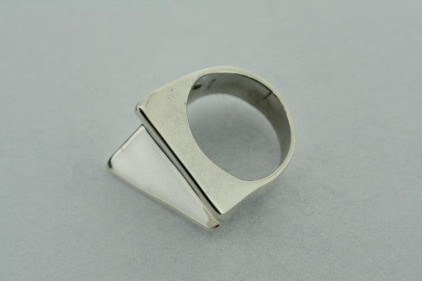 angled arrow ring - Makers & Providers