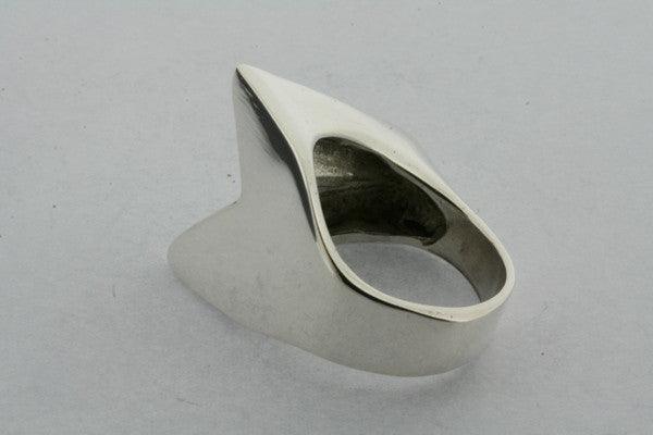 angled arrow ring - Makers & Providers