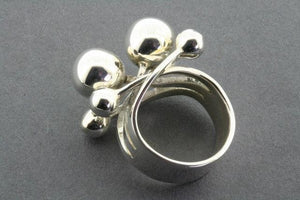 Six silver sphere ring - Makers & Providers