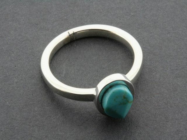 faceted turquoise stackable ring - Makers & Providers