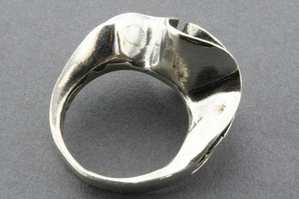 clam ring