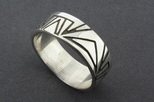 geometric line ring - Makers & Providers