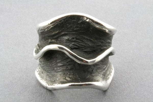 large clam ring - Makers & Providers