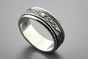 Galaxy spinner ring - sterling silver - Makers & Providers