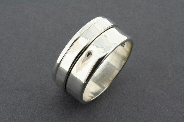 Clean edge spinner ring - sterling silver - Makers & Providers