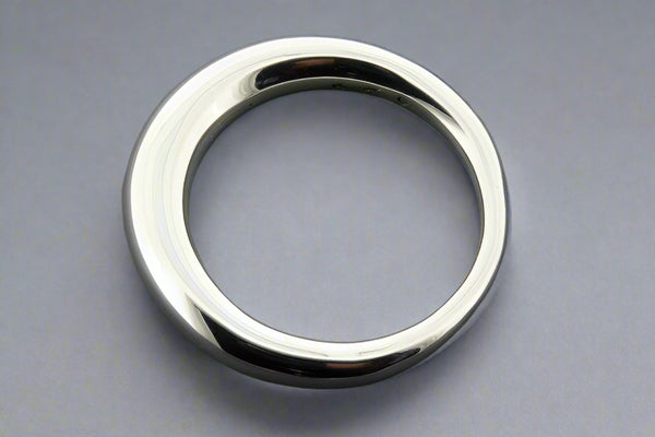 tapering tubular ring - sterling silver - Makers & Providers