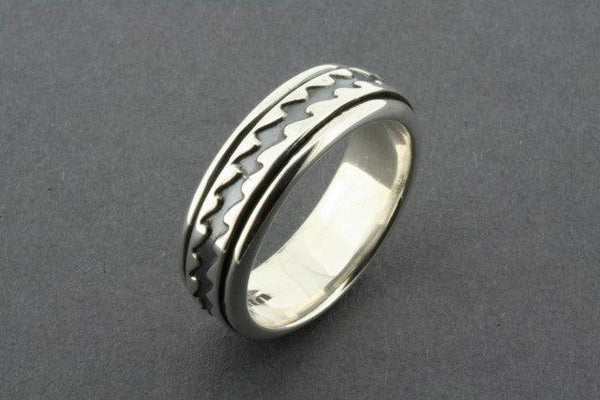 zigzag spinner ring - sterling silver