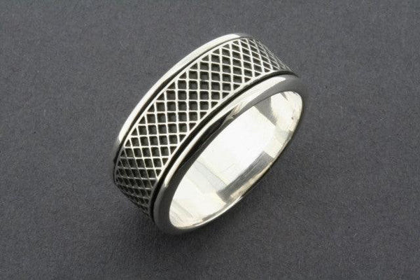 Diagonal grid spinner ring - sterling silver - Makers & Providers