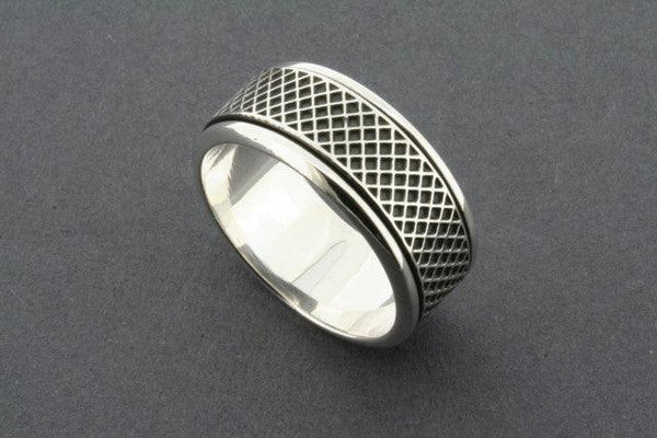 Diagonal grid spinner ring - sterling silver - Makers & Providers