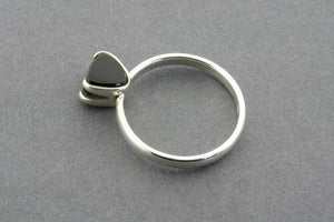 stone heart ring - black onyx - Makers & Providers