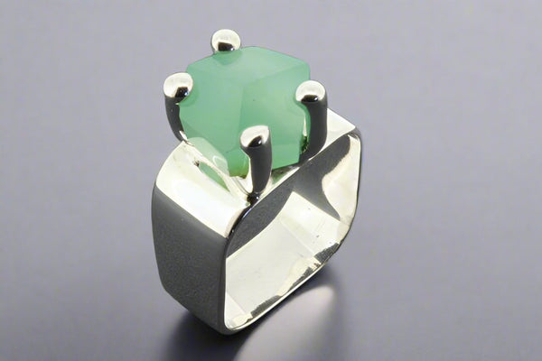 Square ring with claw - sterling silver & chrysophrase - Makers & Providers