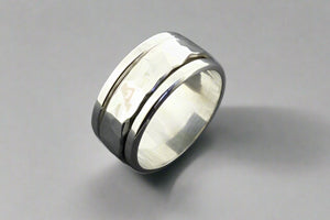 Hammered spinner ring - sterling silver - Makers & Providers