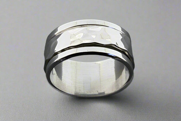 Hammered spinner ring - sterling silver - Makers & Providers